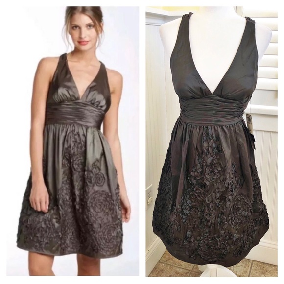 Adrianna Papell Rosette Halter Formal Dress Sz 4 - Picture 1 of 5